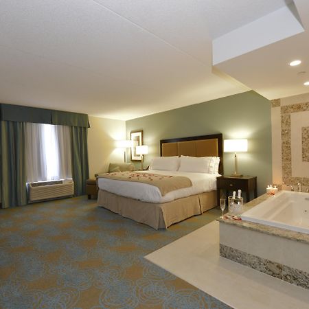 Holiday Inn Express Hotel & Suites Waterloo - St. Jacobs Area By Ihg Exterior photo