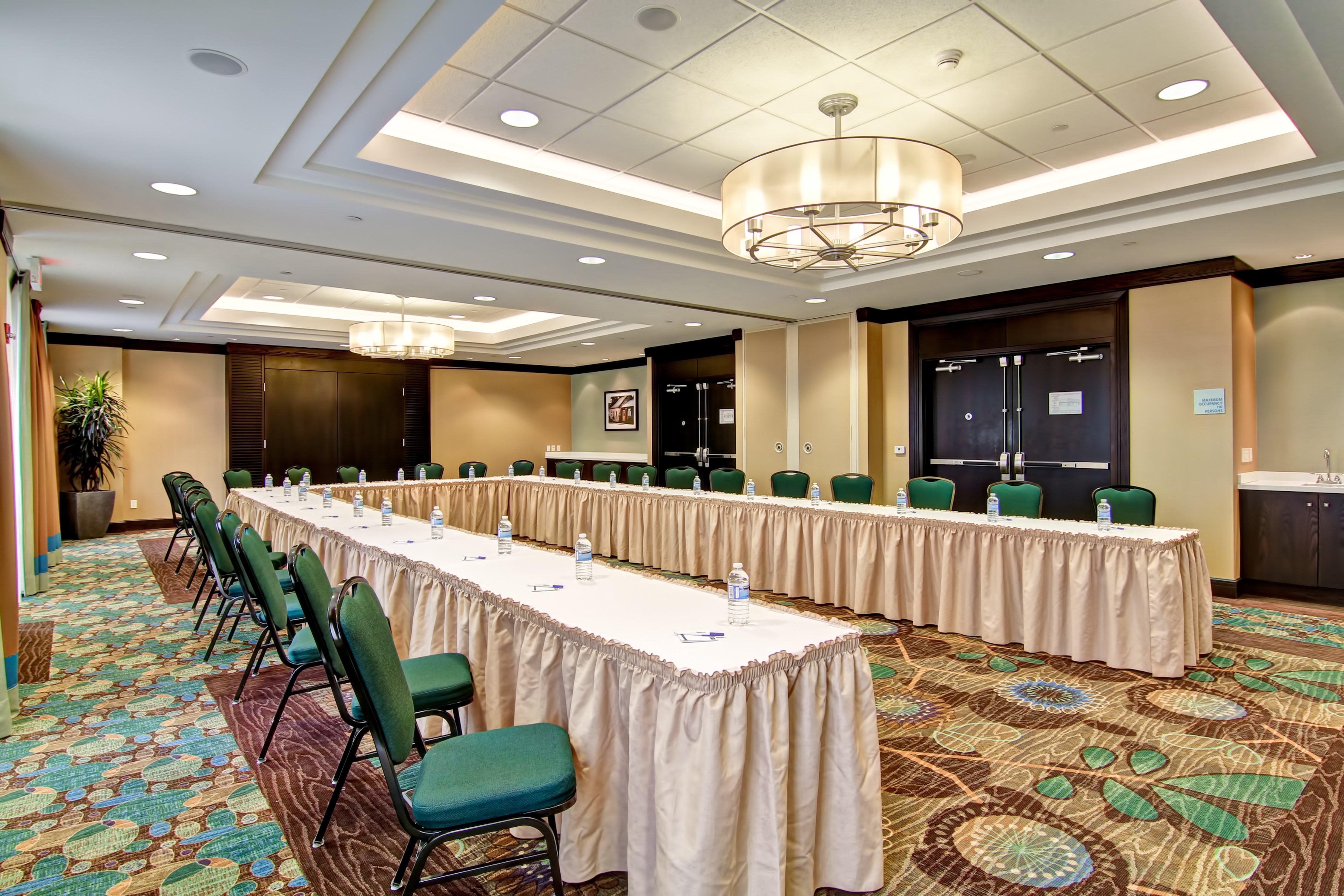 Holiday Inn Express Hotel & Suites Waterloo - St. Jacobs Area By Ihg Exterior photo