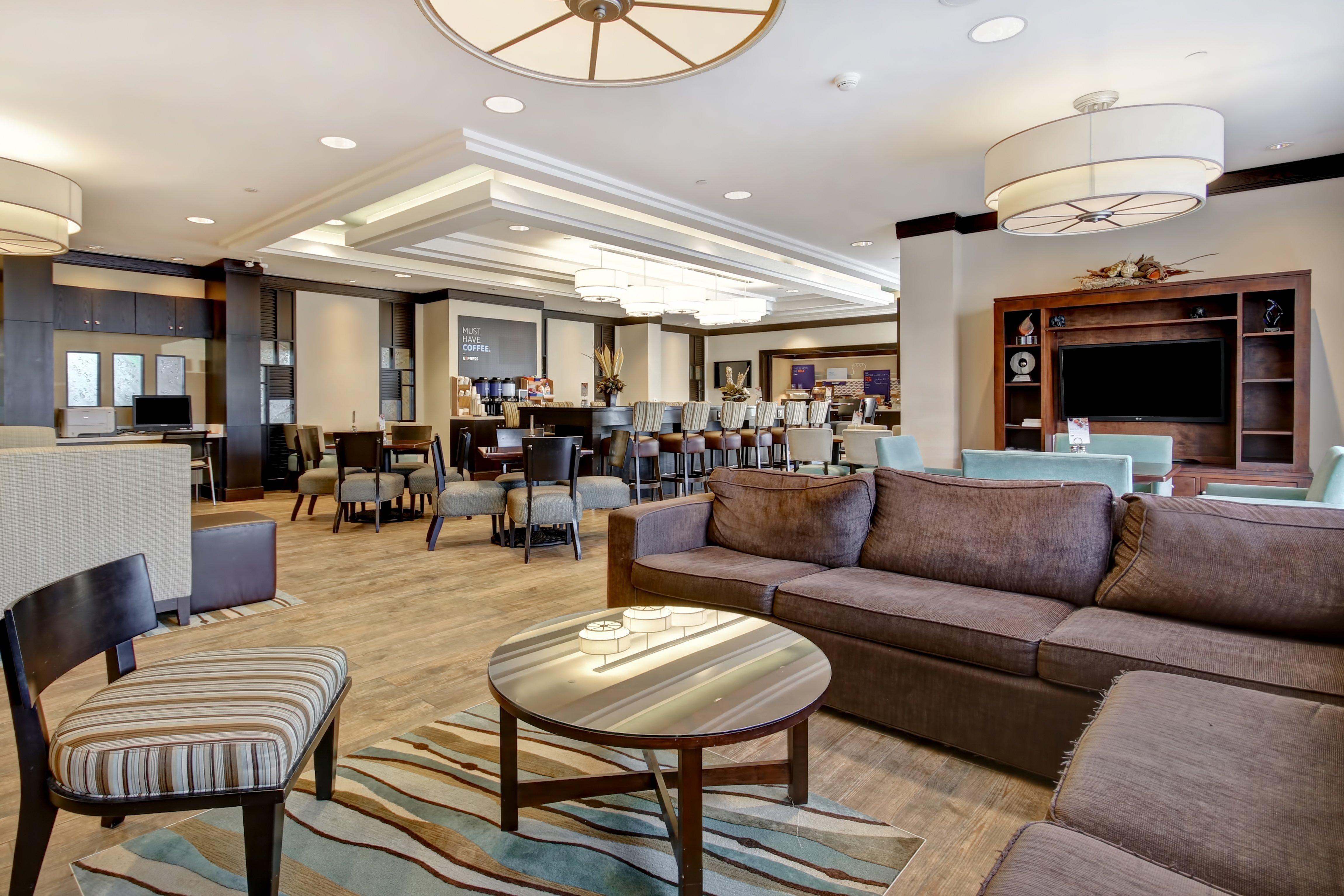 Holiday Inn Express Hotel & Suites Waterloo - St. Jacobs Area By Ihg Exterior photo