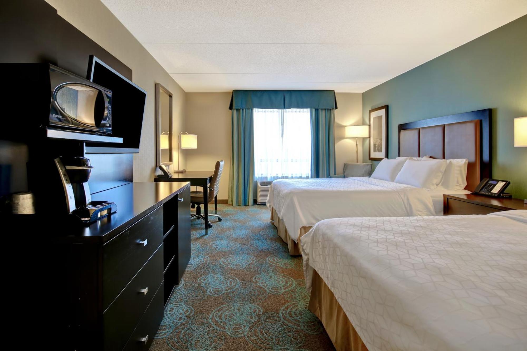 Holiday Inn Express Hotel & Suites Waterloo - St. Jacobs Area By Ihg Exterior photo