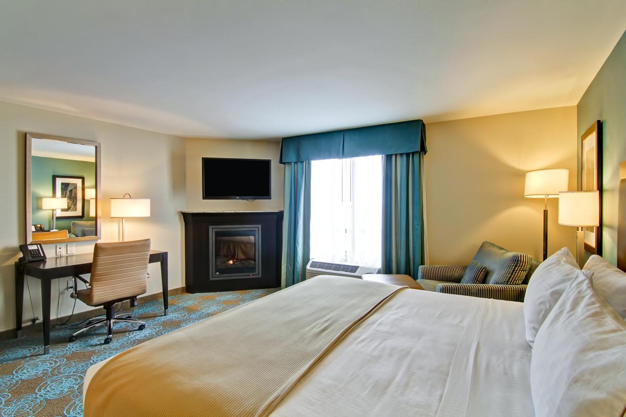 Holiday Inn Express Hotel & Suites Waterloo - St. Jacobs Area By Ihg Exterior photo