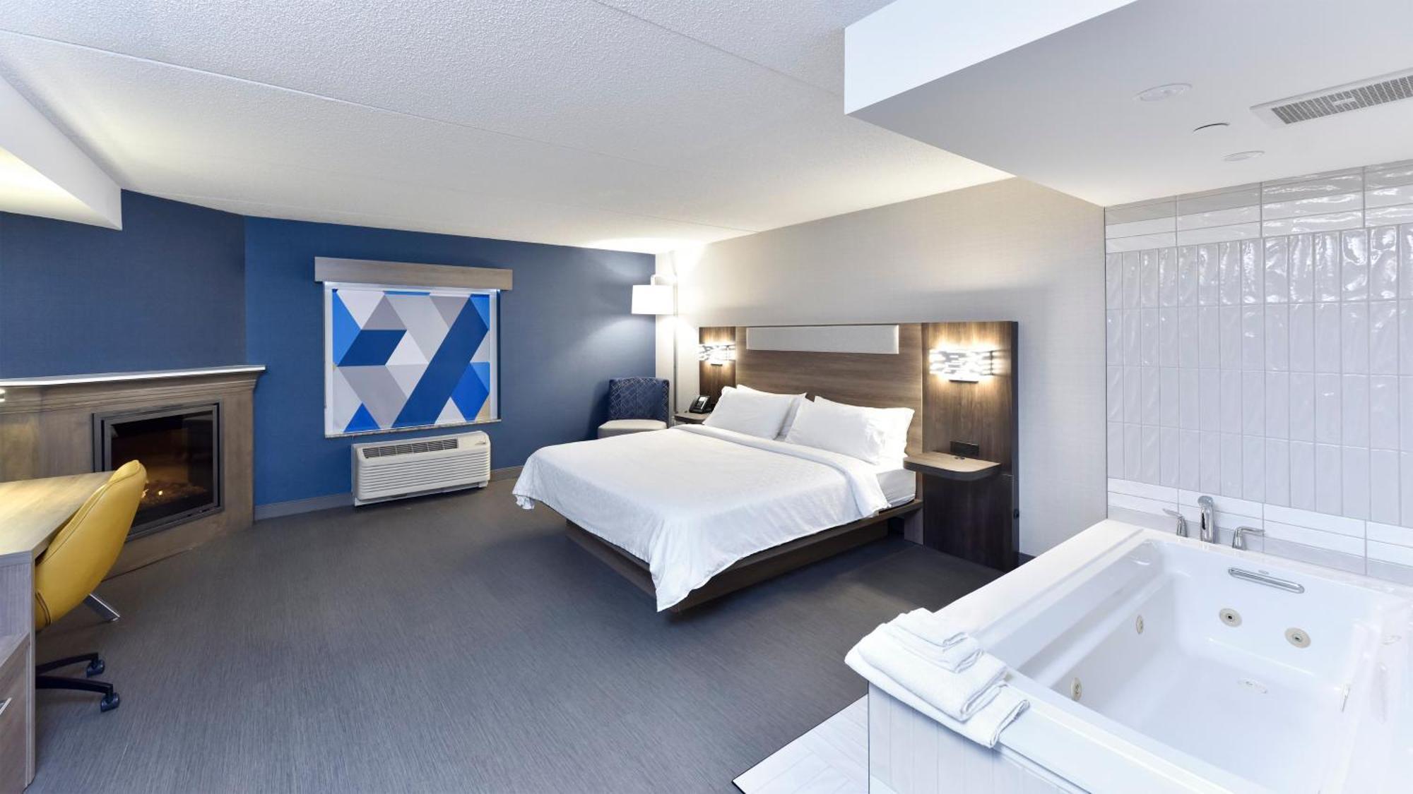 Holiday Inn Express Hotel & Suites Waterloo - St. Jacobs Area By Ihg Exterior photo